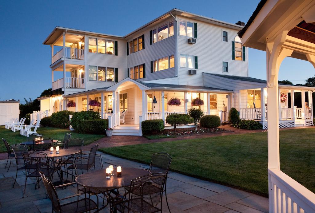 Inn At Harbor Hill Marina Niantic Dış mekan fotoğraf