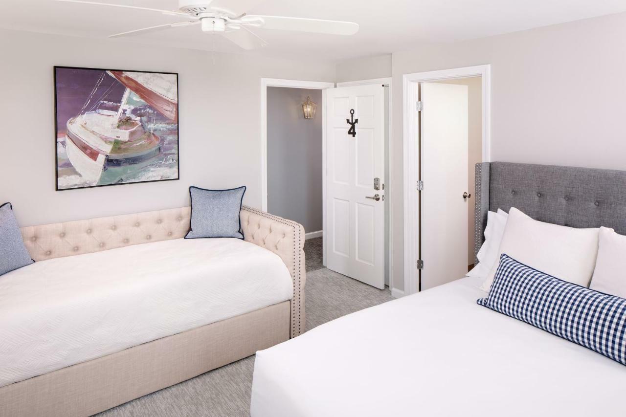Inn At Harbor Hill Marina Niantic Dış mekan fotoğraf